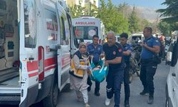 Cinnet Geçiren Kişi Ailesini Silahla Yaraladı