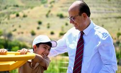 Yeşilyurt Belediyesi'nden Banazı'ya 'Güneş Enerjili' Çocuk Parkı!