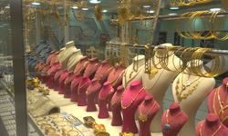 Altın fiyatlarındaki yükseliş evlenecek çiftleri zorluyor