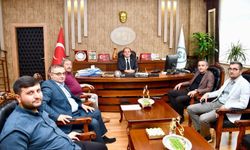 Darende İçin Yatırım Mesaisi: Başkan Bozkurt Elazığ'da Temaslarda Bulundu