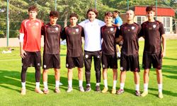 Yeşilyurtspor'un Genç Yetenekleri Kampta Göz Dolduruyor