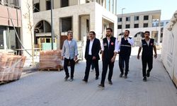 Başkan Taşkın Müjdeyi Verdi: Şemsiye Sokak ve Yeni Cami Ay Sonunda Açılıyor