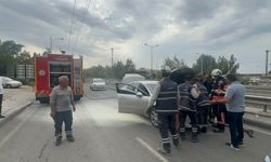 Malatya'da Seyir Halindeki Otomobilde Yangın Paniği