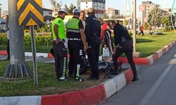 Otomobilin Çarptığı Elektrikli Bisiklet Sürücüsü Ağır Yaralandı