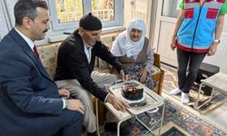 1 Ekim Dünya Yaşlılar Günü'nde 3 Yaşlıya Doğum Günü Sürprizi