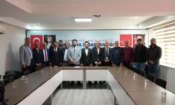 CHP Malatya'da 13 İlçe Başkanından Ortak Açıklama: 'Baskılara Boyun Eğmedik, Eğmeyeceğiz'
