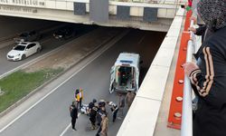 Malatya'da 16 Yaşındaki Genç Alt Geçitten Atladı