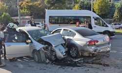 Malatya'da 6 Araç Birbirine Girdi: 3 Yaralı