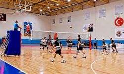 Malatya'da Kamu Kurumları Voleybol Turnuvasında Buluştu
