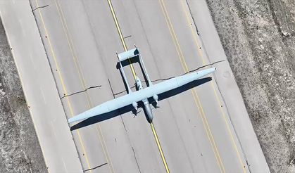 AKSUNGUR'dan milli motorla irtifa rekoru