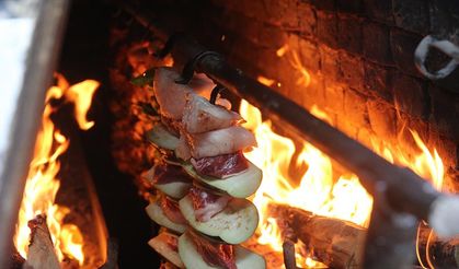 Tokat'ta yetiştirilen kuzuların eti ile sebzelerin buluştuğu lezzet: "Tokat kebabı"