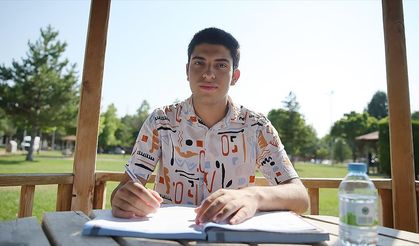 LGS Türkiye birincisi Yasin Yazıcı, YKS'de de Türkiye ikincisi oldu