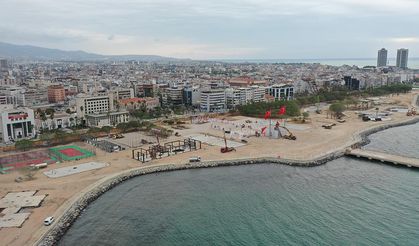 Bakan Kurum, İskenderun sahilindeki düzenleme ve yenileme çalışmalarını inceledi