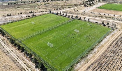 Davraz dört mevsim yerli ve yabancı ziyaretçi ağırlıyor