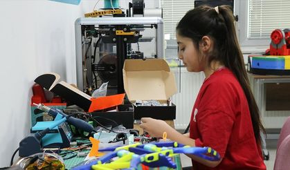 Küçük mucitler yaz tatilini ekrandan uzakta teknolojiyle geçiriyor