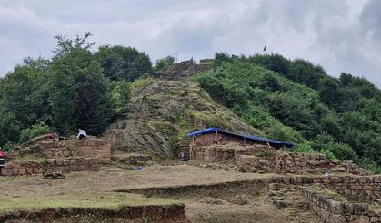 Ordu'daki 2 bin 300 yıllık Kurul Kalesi'nde arkeolojik kazı çalışmaları sürüyor