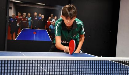 Milli masa tenisçi Görkem Öçal, Romanya'ya dünya şampiyonluğu hedefiyle gidecek