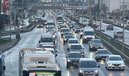 İstanbul'da sabah saatlerinde trafik yoğunluğu yüzde 72'ye kadar çıktı