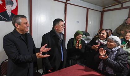 Özgür Özel Depremin 3'üncü Yılında Malatya'da Vatandaşlarla Buluştu