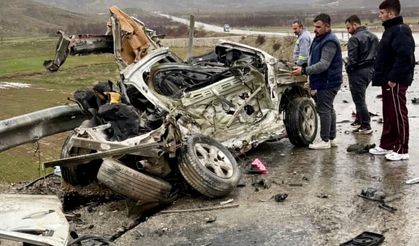 Doğanşehir'de Feci Kaza: 3 Kişi Hayatını Kaybetti