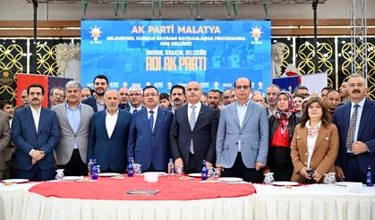 AK Parti Malatya Teşkilatında Bayramlaşma Programı Düzenlendi