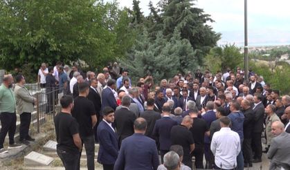 MHP'nin Yeni Yönetiminden İlk Ziyaret Ülkücü Şehitliğine