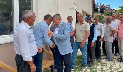 Anne, Baba ve Kızları Yan Yana Defnedildi