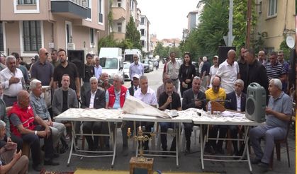 Erenler Cemevi'nde Muharrem Ayı Dolayısıyla Aşure ve Lokma Etkinliği Düzenlendi