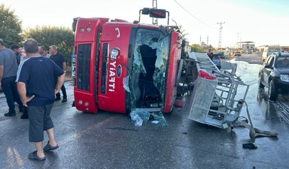 Yangına Giden İtfaiye Aracı Devrildi: 3 Yaralı