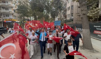 İYİ Parti'den Bayrak Yürüyüşü: 'İhanetin Zaman Aşımı Yoktur'