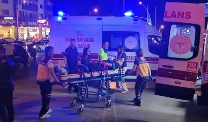 Malatya'da Kavşakta Kaza: Araç Ters Döndü, 2 Yaralı