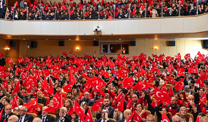 Malatya'da Cumhuriyet Coşkusu Salona Sığmadı