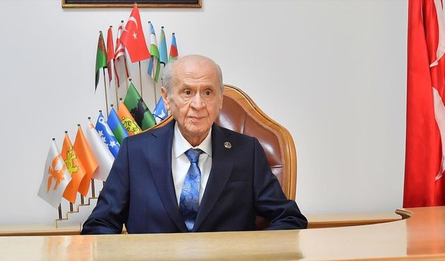 Bahçeli: PKK'nın silahlarını teslim etmesi, örgütsel fesih işlemini tamamlaması derhal sağlanmalıdır