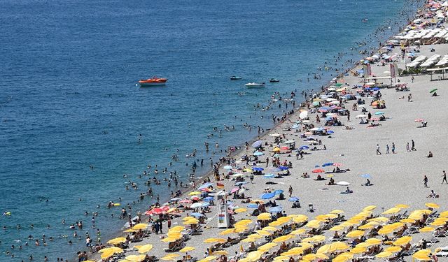 Antalya 18 milyon turist hedefine emin adımlarla ilerliyor