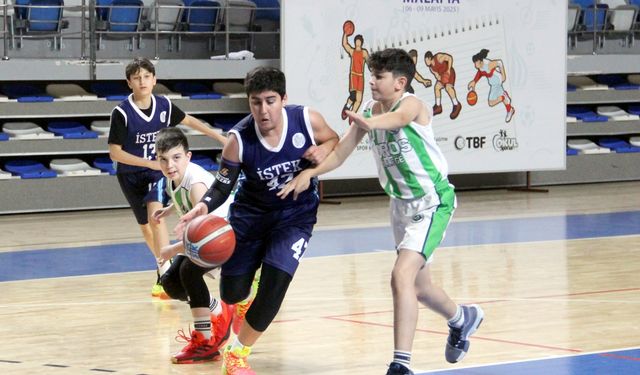 Malatya'da okul sporları basketbol müsabakaları sona erdi
