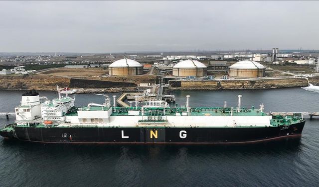 Küresel enerji piyasasında geçen yıl 78 yeni LNG sözleşmesi imzalandı