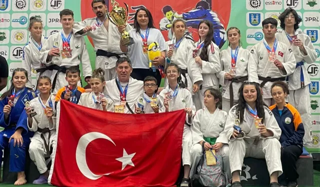 Bursa Osmangazili judoculardan tarihi başarı