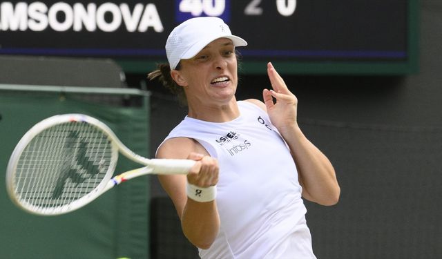 Iga Swiatek, Wimbledon'da ilk kez şampiyon oldu