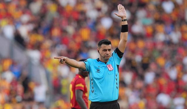 Süper Lig'de birinci hafta maçlarını yönetecek hakemler belli oldu