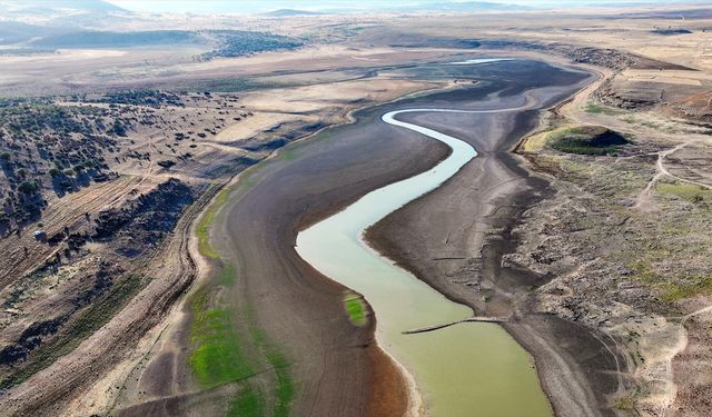 Konya'da kuraklığın etkisiyle su kaynakları dip seviyeleri gördü
