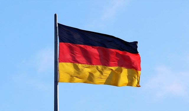 Trump'ın gümrük vergileri Almanya'nın dış ticaret fazlasını baskılıyor