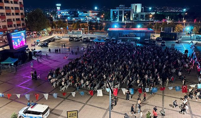 Türkiye-Almanya EuroBasket 2025 final maçı dev ekranlardan izlendi