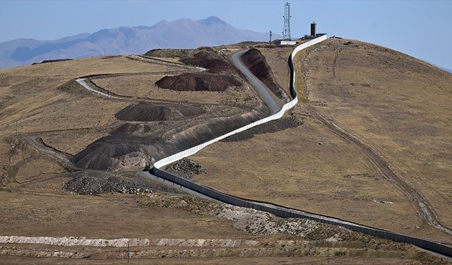 Van-İran sınırında inşa edilen güvenlik duvarının 204 kilometresi tamamlandı