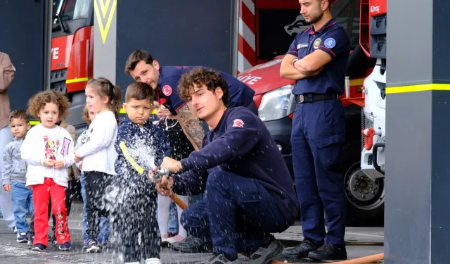 Lokomotifin miniklerinden itfaiye ziyareti