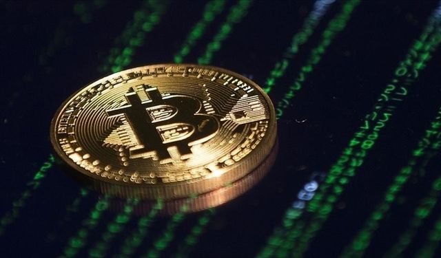 Bitcoin, ABD'de hükümetin kapanmasının riskleri artırmasıyla rekor yeniledi
