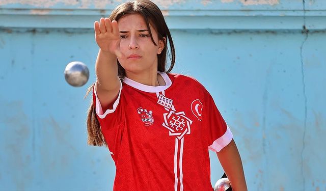 Boccede dünya üçüncüsü Yağmur, şampiyonluk hedefliyor