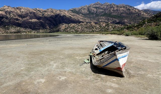 Ege Bölgesi'nin en büyük doğal gölü Bafa, eski günlerine hasret