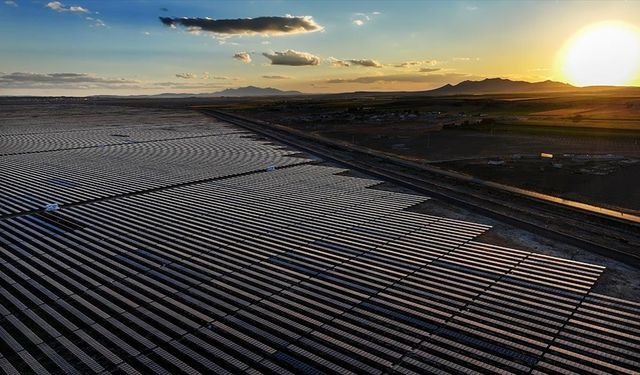 Karapınar GES 1 milyar dolarlık doğal gaz kullanımının önüne geçti