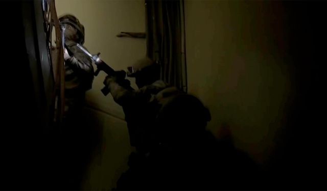 Konya merkezli 12 ilde düzenlenen 'Narkokapan Konya' operasyonunda 421 zanlı gözaltına alındı