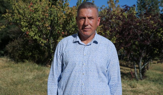 Kurak sürenin uzaması nedeniyle Erçek Gölü'nün kıyılarındaki çekilme arttı